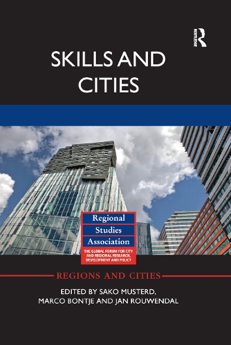 Паперова книга «Skills and Cities» - фото №1