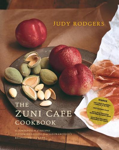 Бумажная книга «The Zuni Cafe Cookbook: A Compendium of Recipes and Cooking Lessons from San Francisco's Beloved Restaurant», автор Джуди Роджерс - фото №1