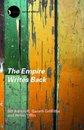 Паперова книга «The Empire Writes Back: Theory and Practice in Post-Colonial Literatures», авторів Білл Ешкрофт, Гарет Гріффітс, Хелен Тіффін - фото №1