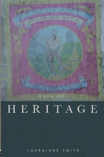 Паперова книга «Uses of Heritage», автор Лораджейн Сміт - фото №1