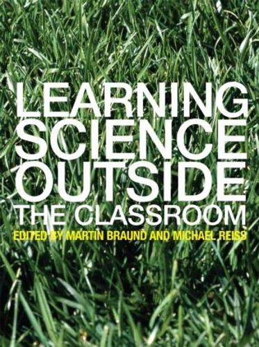 Паперова книга «Learning Science Outside the Classroom» - фото №1