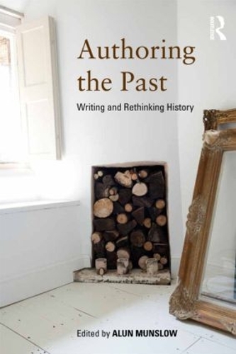 Бумажная книга «Authoring the Past: Writing and Rethinking History» - фото №1