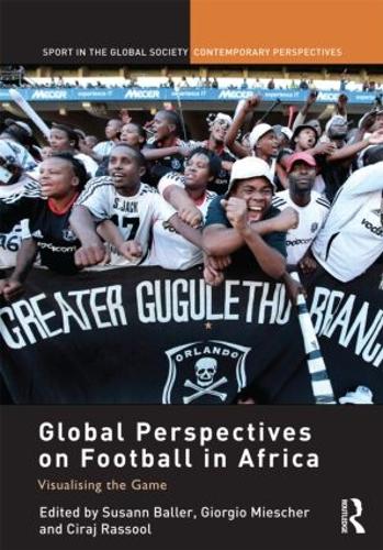 Паперова книга «Global Perspectives on Football in Africa: Visualising the Game» - фото №1