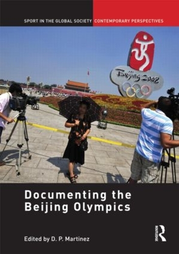 Паперова книга «Documenting the Beijing Olympics» - фото №1