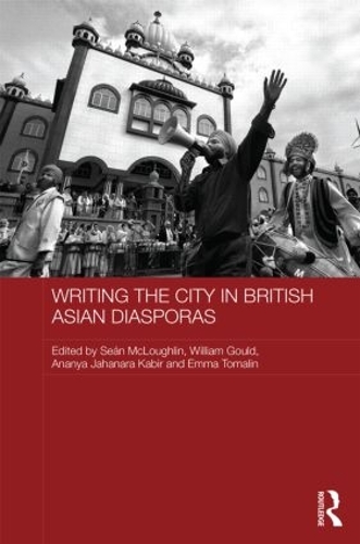 Паперова книга «Writing the City in British Asian Diasporas» - фото №1