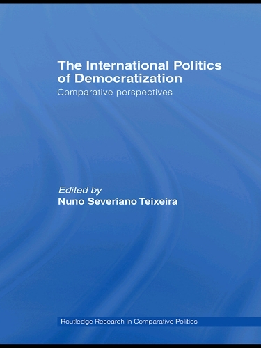 Бумажная книга «The International Politics of Democratization: Comparative perspectives» - фото №1