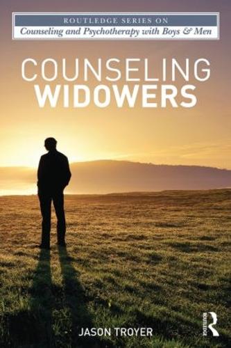 Паперова книга «Counseling Widowers», автор Джейсон М. Тройер - фото №1