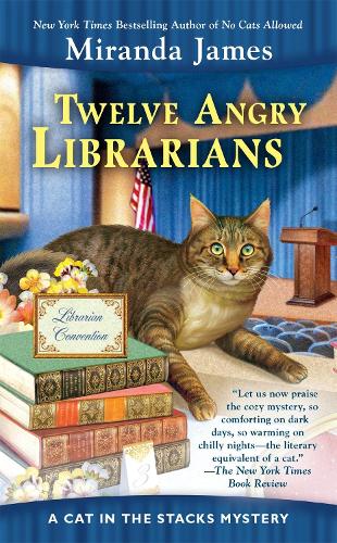 Бумажная книга «Twelve Angry Librarians», автор Миранда Джеймс - фото №1