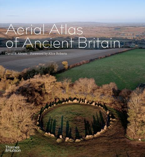 Бумажная книга «Aerial Atlas of Ancient Britain», автор Дэвид Р. Абрам - фото №1