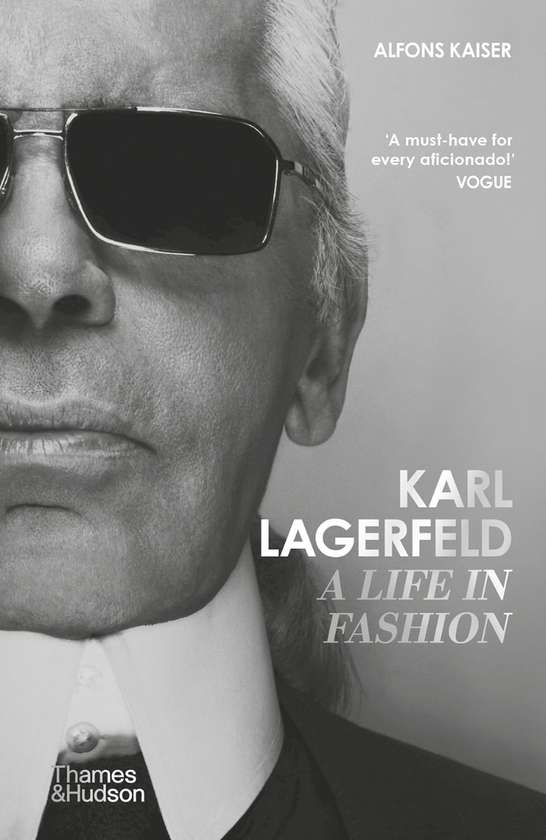 Паперова книга «Karl Lagerfeld: A Life in Fashion», автор Альфонс Кайзер - фото №1