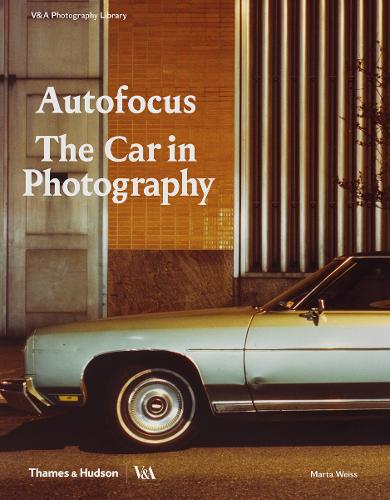 Паперова книга «Autofocus: The Car in Photography», автор Марта Вайс - фото №1