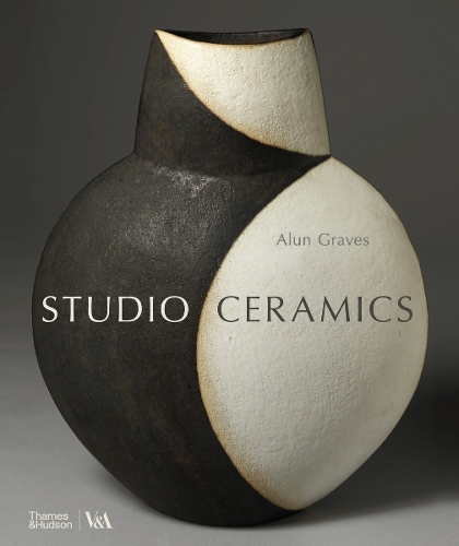Паперова книга «Studio Ceramics (Victoria and Albert Museum): British Studio Pottery 1900 to Now», автор Алун Грейвс - фото №1