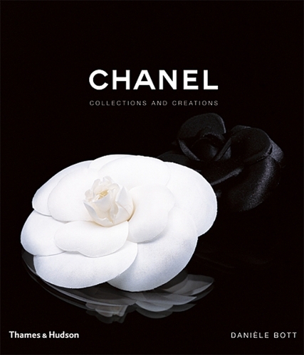 Паперова книга «Chanel: Collections and Creations», автор Даніела Ботт - фото №1