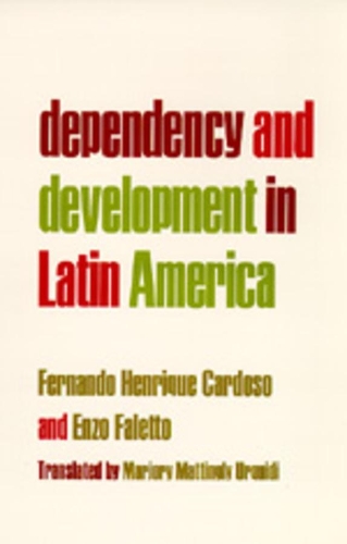 Паперова книга «Dependency and Development in Latin America», авторів Енцо Фалетто, Фернандо Енріке Кардозо - фото №1
