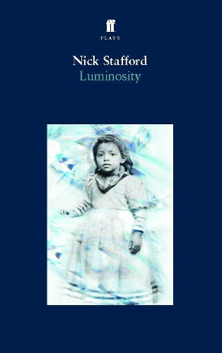 Паперова книга «Luminosity», автор Нік Стаффорд - фото №1