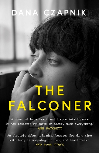 Паперова книга «The Falconer», автор Дана Чапнік - фото №1
