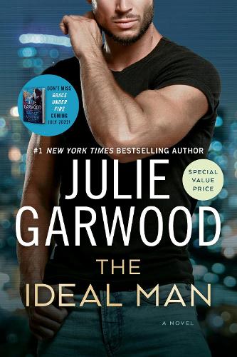 Паперова книга «The Ideal Man», автор Джулі Гарвуд - фото №1