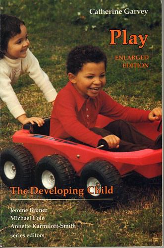 Паперова книга «Play: Enlarged Edition», автор Кетрін Гарві - фото №1