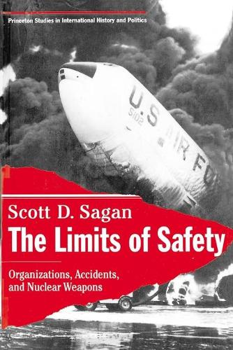 Бумажная книга «The Limits of Safety: Organizations, Accidents, and Nuclear Weapons», автор Скотт Дуглас Саган - фото №1