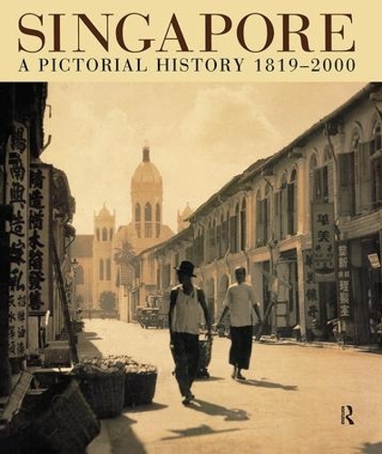Бумажная книга «Singapore - A Pictorial History 1819-2000», автор Гретхен Лю - фото №1