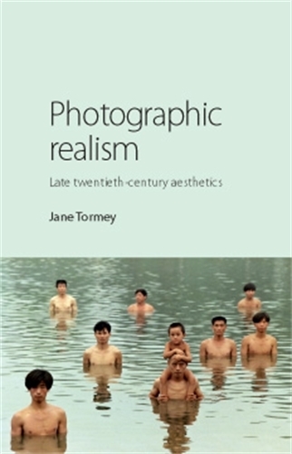 Бумажная книга «Photographic Realism: Late Twentieth-Century Aesthetics», автор Джейн Торми - фото №1