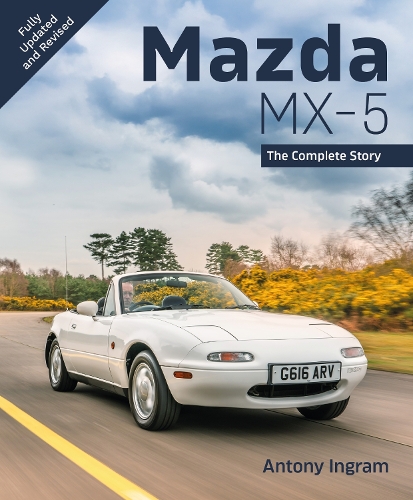 Бумажная книга «Mazda MX-5: The Complete Story», автор Энтони Ингрэм - фото №1