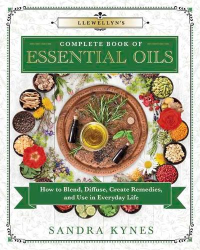 Бумажная книга «Llewellyn's Complete Book of Essential Oils: How to Blend, Diffuse, Create Remedies, and Use in Everyday Life», автор Сандра Кайнс - фото №1