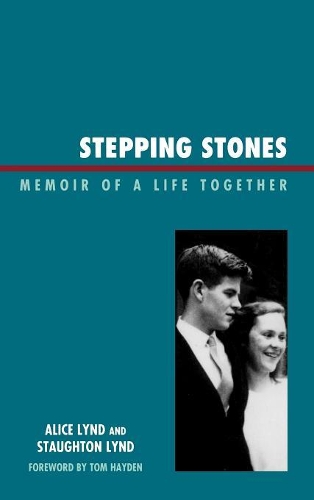 Бумажная книга «Stepping Stones: Memoir of a Life Together», авторов Алиса Линд, Стаутон Линд - фото №1
