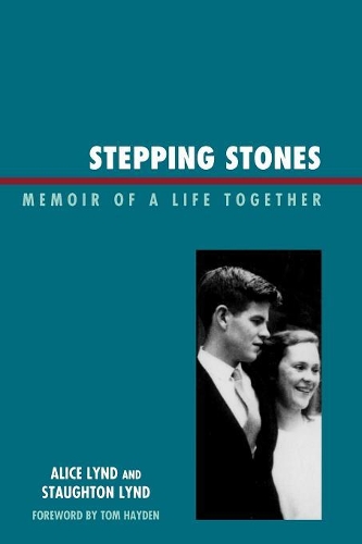 Бумажная книга «Stepping Stones: Memoir of a Life Together», авторов Алиса Линд, Стаутон Линд - фото №1