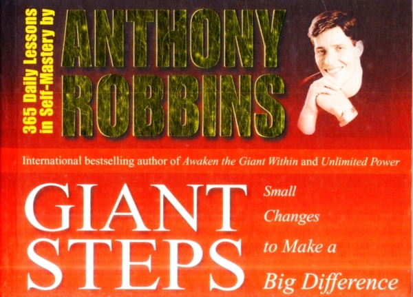 Бумажная книга «Giant Steps: Small Changes to Make a Big Difference», автор Тони Роббинс - фото №1