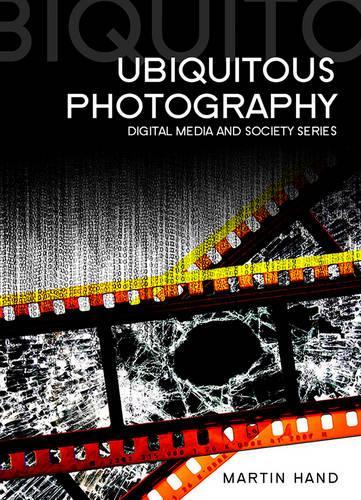 Бумажная книга «Ubiquitous Photography», автор Мартин Хэнд - фото №1