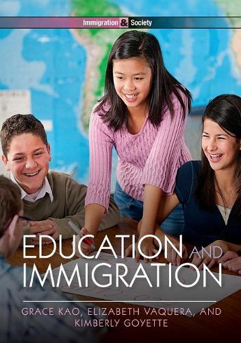 Бумажная книга «Education and Immigration», авторов Элизабет Вакера, Грейс Као, Кимберли Гойетт - фото №1