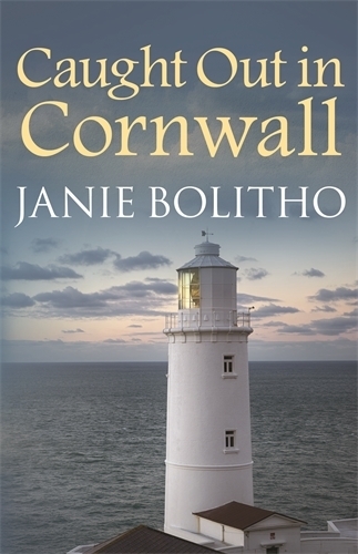 Бумажная книга «Caught Out in Cornwall: The addictive cosy Cornish crime series», автор Джени Болито - фото №1