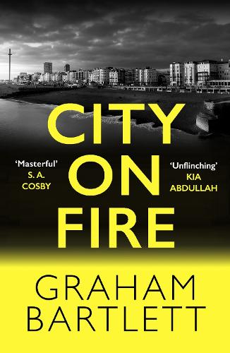 Бумажная книга «City on Fire: From the top ten bestselling author» - фото №1
