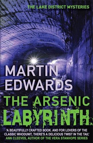 Паперова книга «The Arsenic Labyrinth: The evocative and compelling cold case mystery», автор Мартін Едвардс - фото №1