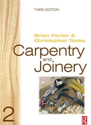 Паперова книга «Carpentry and Joinery 2», автор Кріс Тук - фото №1