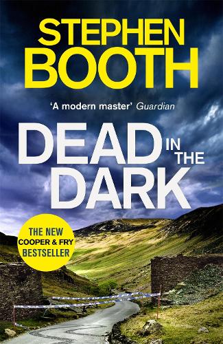 Бумажная книга «Dead in the Dark», автор Стивен Бут - фото №1