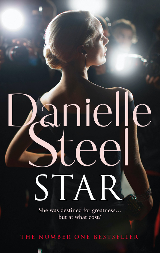 Бумажная книга «Star», автор Даниэла Стил - фото №1