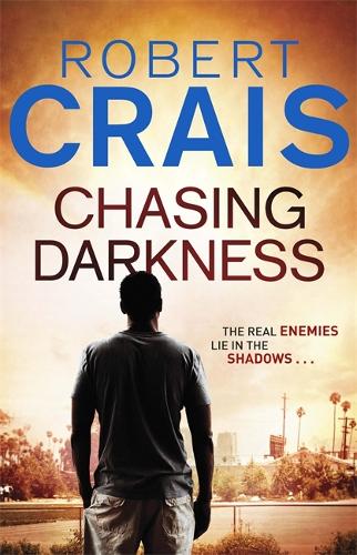 Паперова книга «Chasing Darkness», автор Роберт Крейс - фото №1