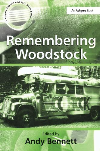 Паперова книга «Remembering Woodstock» - фото №1