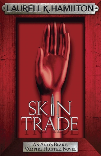 Бумажная книга «Skin Trade», автор Лорел К. Гамильтон - фото №1