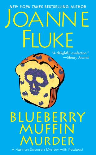 Паперова книга «Blueberry Muffin Murder», автор Джоанна Флюк - фото №1