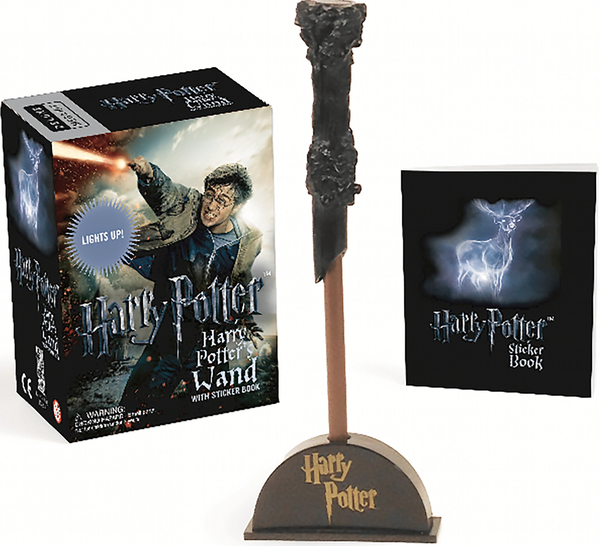 Паперова книга «Harry Potter Wizard's Wand with Sticker Book» - фото №1
