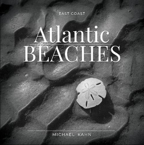 Бумажная книга «East Coast Atlantic Beaches», автор Майкл Кан - фото №1
