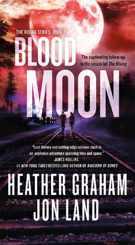 Бумажная книга «Blood Moon: The Rising series: Book 2», автор Хизер Грэм - фото №1