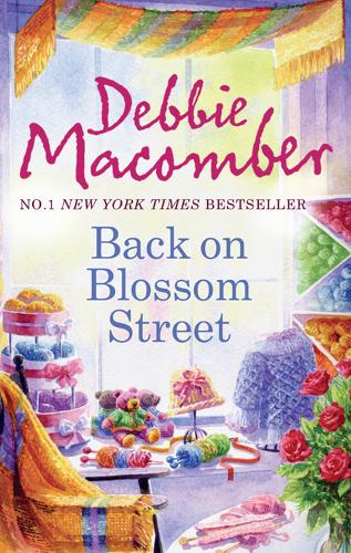Бумажная книга «Back On Blossom Street», автор Дебби Макомбер - фото №1