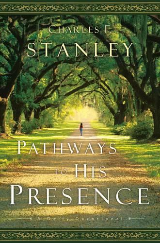 Бумажная книга «Pathways to His Presence: A Daily Devotional», автор Чарльз Ф. Стэнли - фото №1