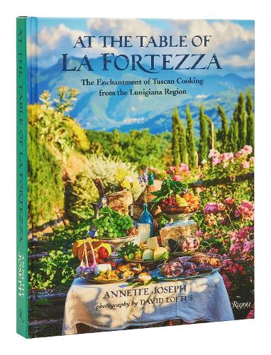 Бумажная книга «At The Table Of La Fortezza: The Enchantment of Tuscan Cooking from the Lunigiana Region», авторов Аннет Джозеф, Дэвид Лофтус - фото №1