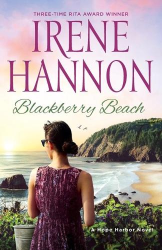 Паперова книга «Blackberry Beach – A Hope Harbor Novel», автор Ірен Хеннон - фото №1