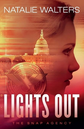 Паперова книга «Lights Out», автор Наталі Волтерс - фото №1